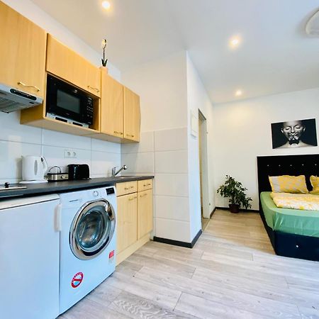 Cute 1Br Apt - 10 Mins Walk From Downtown فيينا المظهر الخارجي الصورة